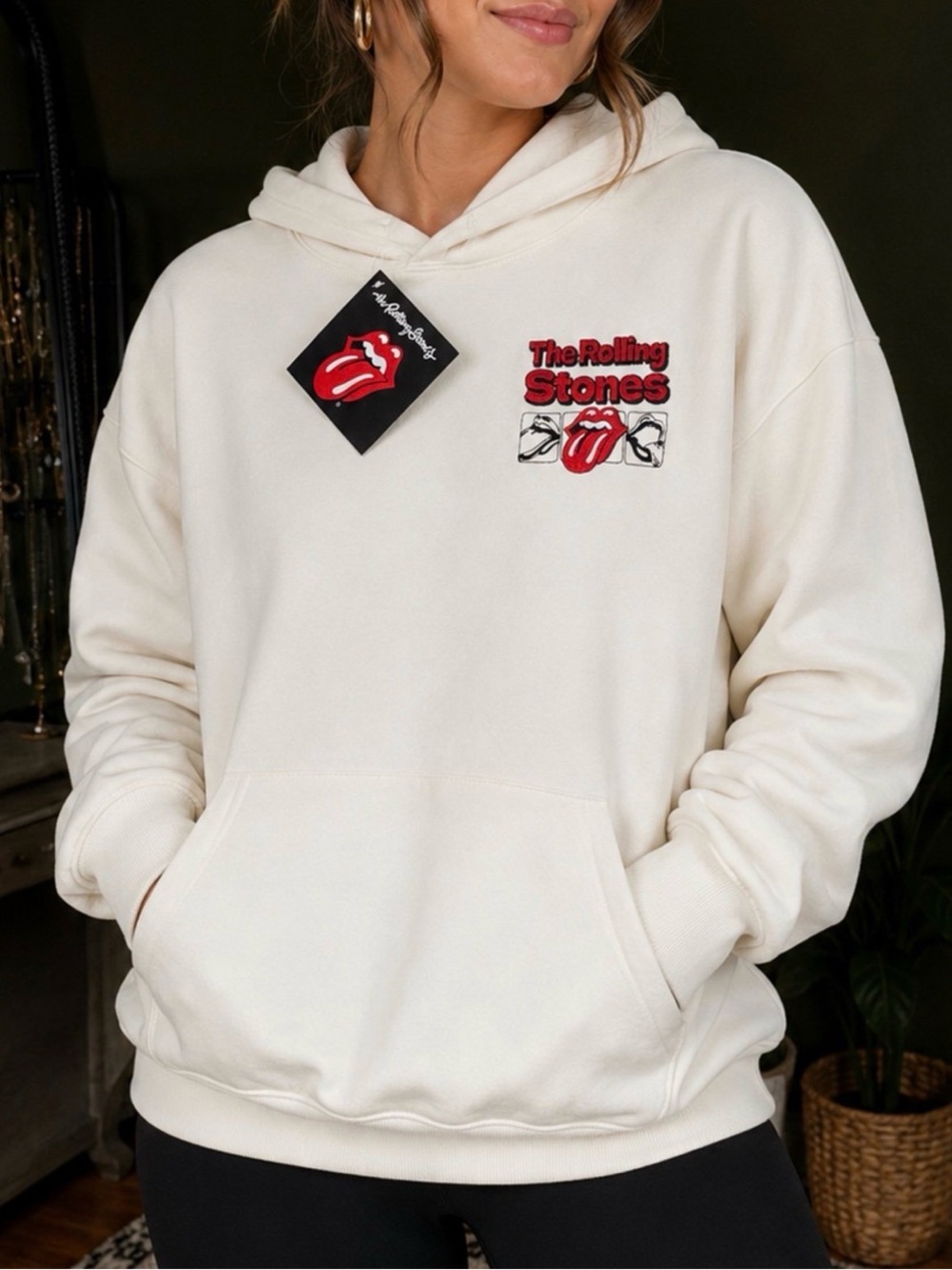 . The Rolling Stones Women’s/Men’s Cream Tongue Graphic Long Sleeve Hoodie - Picture 2 of 10